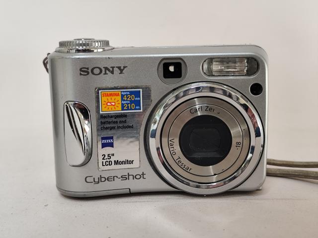 Material de Fotografia em Alfândega do Aeroporto de Lisboa