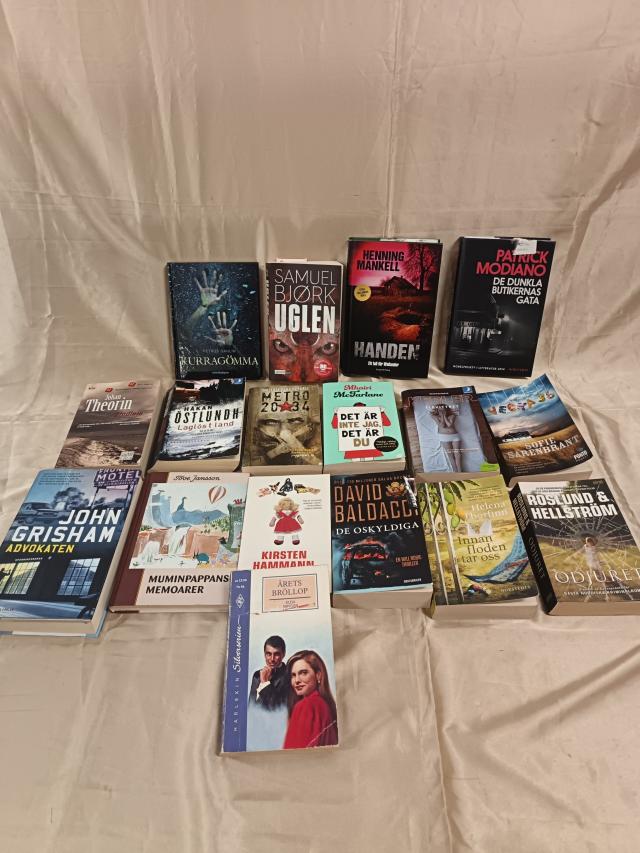 Livros em Alfândega do Aeroporto de Lisboa