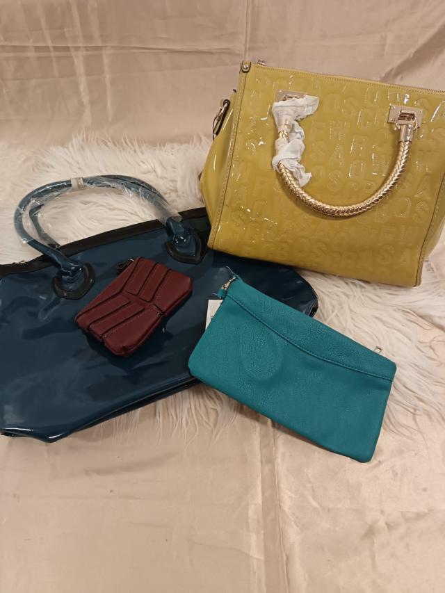 Acessórios de Moda em Alfândega do Aeroporto de Lisboa