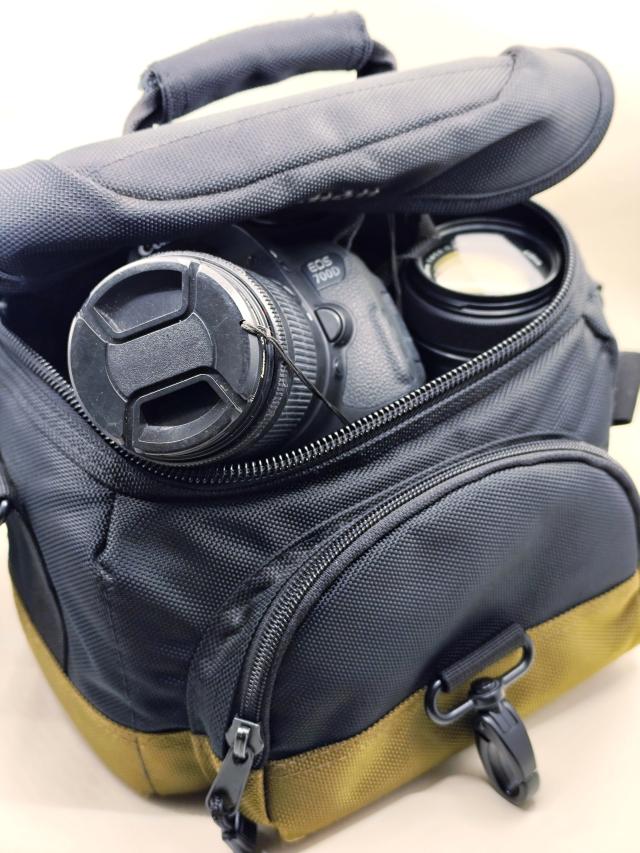 Material de Fotografia em Alfândega do Aeroporto de Lisboa