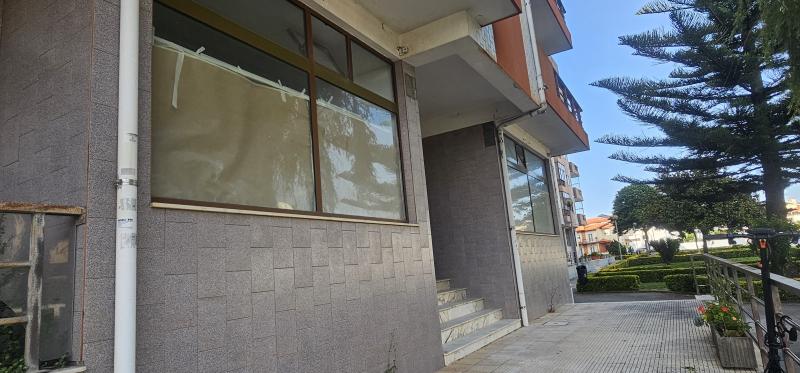 Avenida Cidade de Montgeron n.º 183, destinada a comercio, com 86,50 m2 de área bruta privativa (Póvoa de Varzim, Beiriz e Argivai) 3