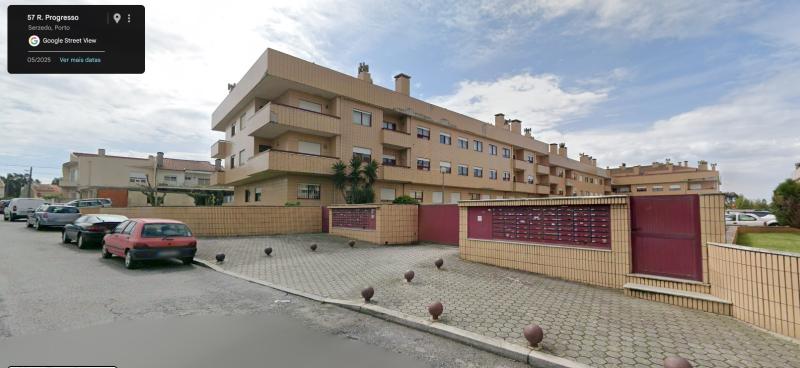 Rua do Progresso, 57 na União de Freguesias de Serzedo e Perosinho, Concelho de Vila Nova de Gaia, inscrito na Caderneta Predial Urbana com o Nº 4, Fração AJ (Serzedo e Perosinho) 3