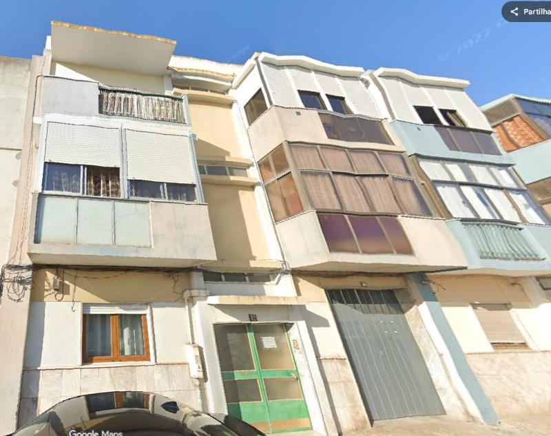 rua Nagar Aveli nº 80-82- Quinta da Lomba 2830-830 Barreiro com o VP de 39.841,99 e descrito na CRP do Barreiro sob o nº 894. (Alto do Seixalinho, Santo André e Verderena) 2