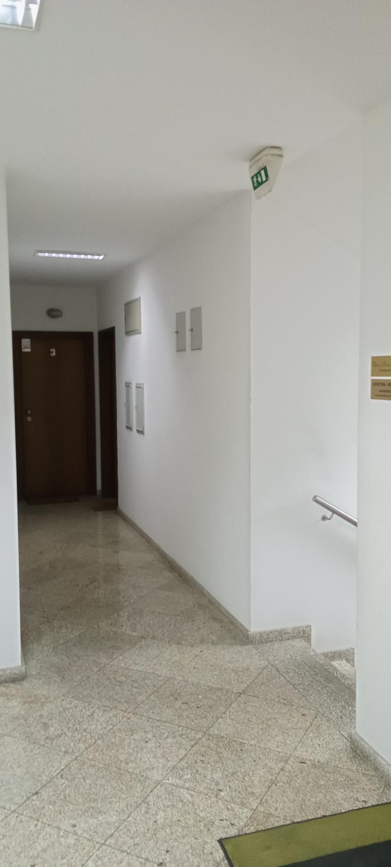 Rua de Santo António, n.º 95 sala 3 – 4760-161 V.N (Vila Nova de Famalicão e Calendário) 3