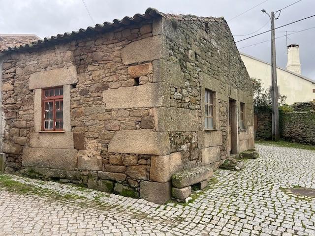 Rua da Cruz, lugar de Vilar de Amargo, 6440-271 Vilar de Amargo, Concelho de Figueira de Castelo Rodrigo e Distrito da Guarda, Prédio em Prop (Algodres, Vale de Afonsinho e Vilar de Amargo) 3