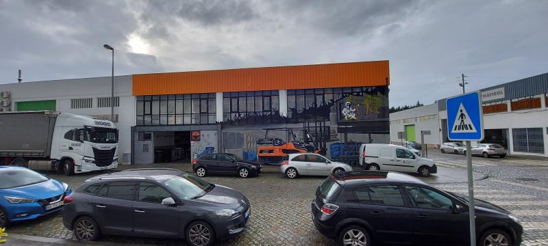 Zona Industrial da Maia - Zona I - Maia, com área total de 1.100 m² e valor patrimonial tributário de € 700.899,50 (Castêlo da Maia) 4